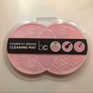 Makeup Brush Cleaning Mat : New With Tags